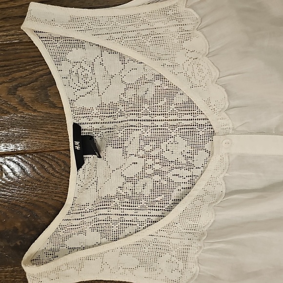 H&M Cream Lace Button-Down Blouse - Picture 5 of 6